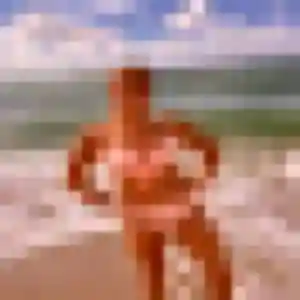 Louane (21 ans) à Valognes cherche un plan cul aujourd'hui