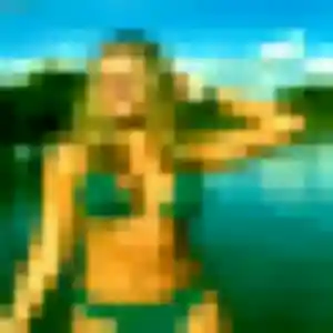 Zara, 19 ans, cherche un plan cul à Valorbiquet