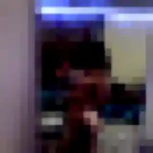 Kenza (23 ans) à Vendôme attend un plan cul maintenant