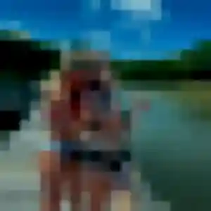 Lina, fille de 19 ans cherche plan cul à Vert