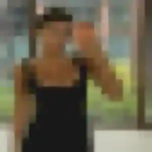 Perrine, 22 ans, connectée à Vic-la-Gardiole pour une rencontre coquine