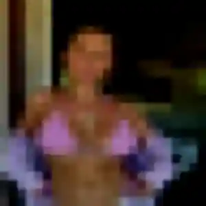 Nour, femme de 35 ans veut plan cul à Vieux-Habitants