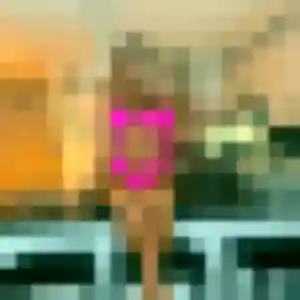 Charmante Assia, 19 ans à Villamblard - découvrir son profil