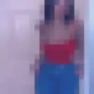 Rencontre Talia, 19 ans à Villedieu-les-Poêles-Rouffigny en privé