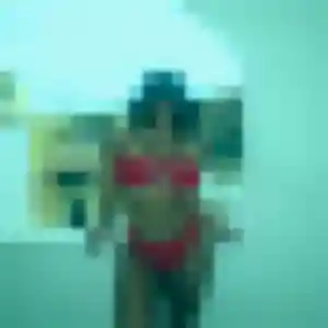 Selma, femme de 38 ans propose plan cul à Villegailhenc