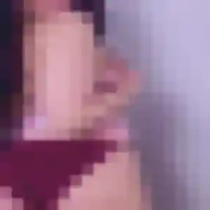 Noemi de Villiers-le-Mahieu, 20 ans - plan cul discret