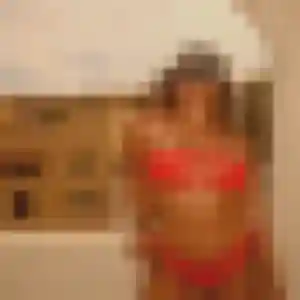 Daphne de Villiers-le-Sec, 27 ans - plan cul sans lendemain