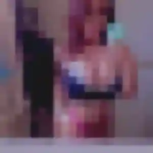 Axelle, 31 ans, connectée à Vireux-Molhain pour une rencontre coquine