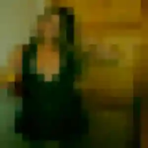 Photo de Nolwenn à Viry-Châtillon (38 ans) - plan cul gratuit