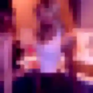 Rejoins Lena, 28 ans à Viviers en privé