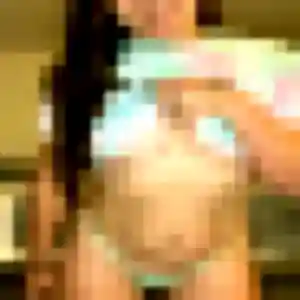 Coralie, 38 ans, dispo pour plan cul à Vouzan