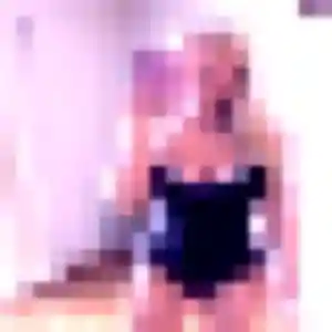 Romy, 30 ans, connectée à Warhem pour un plan cul